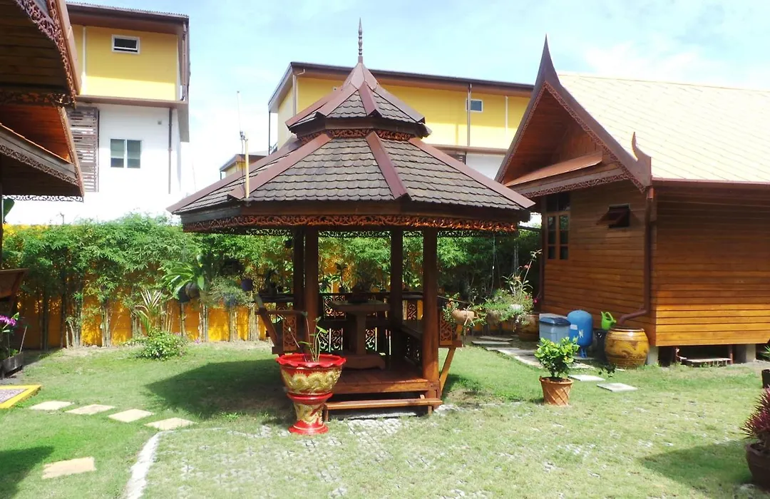 Golden Teak Resort Baan Sapparot-1