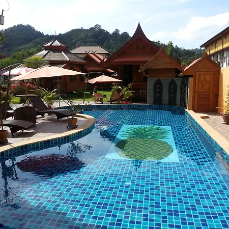 Golden Teak Resort Baan Sapparot-3